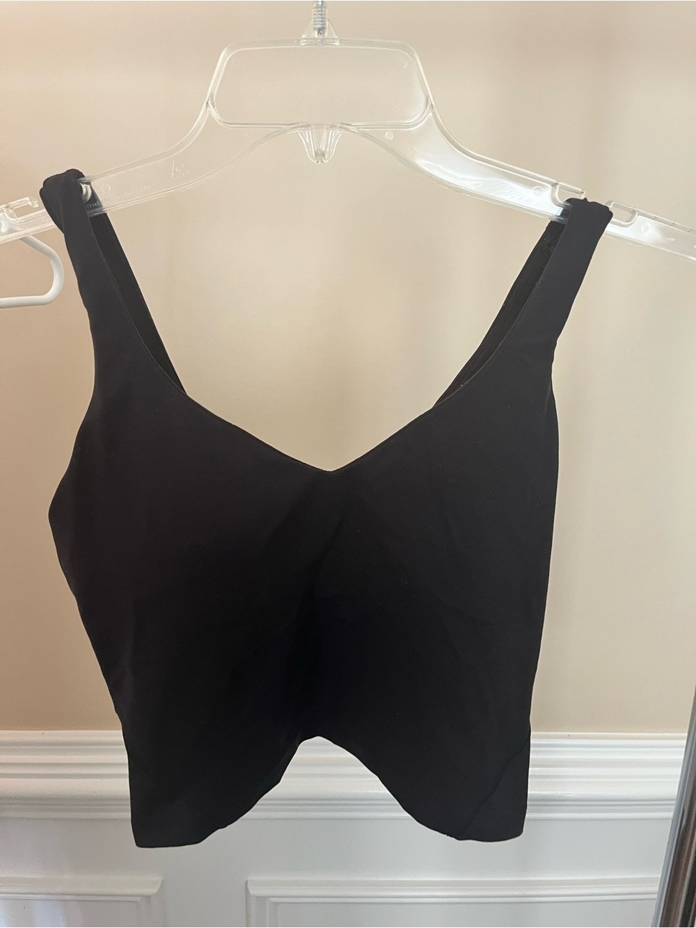 Black lV-Neck Sleeveless Crop Top